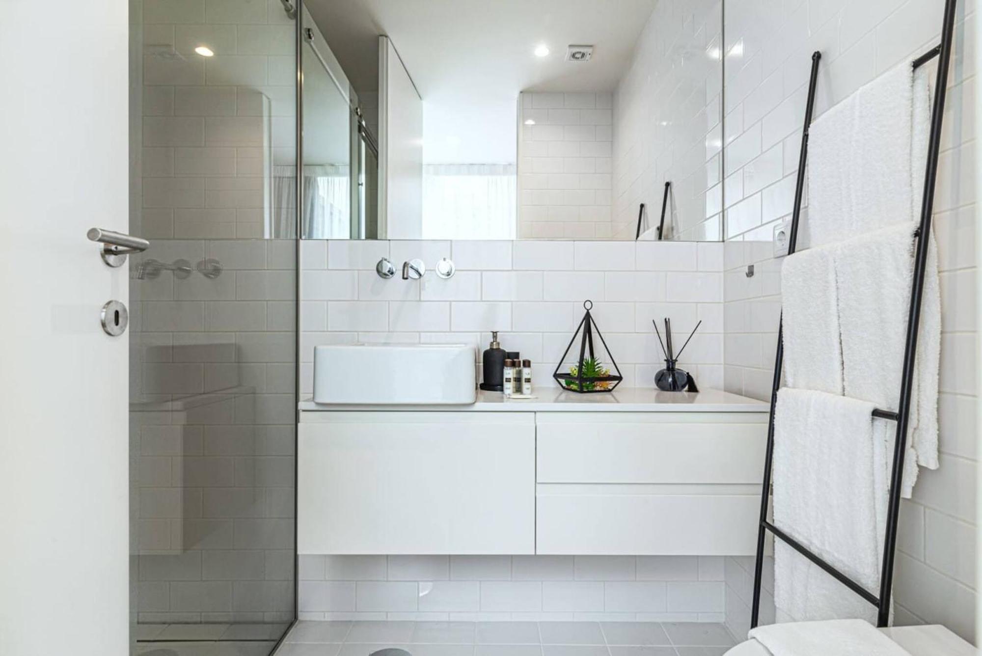 Luxury In The Art District By Innkeeper Porto Exterior photo