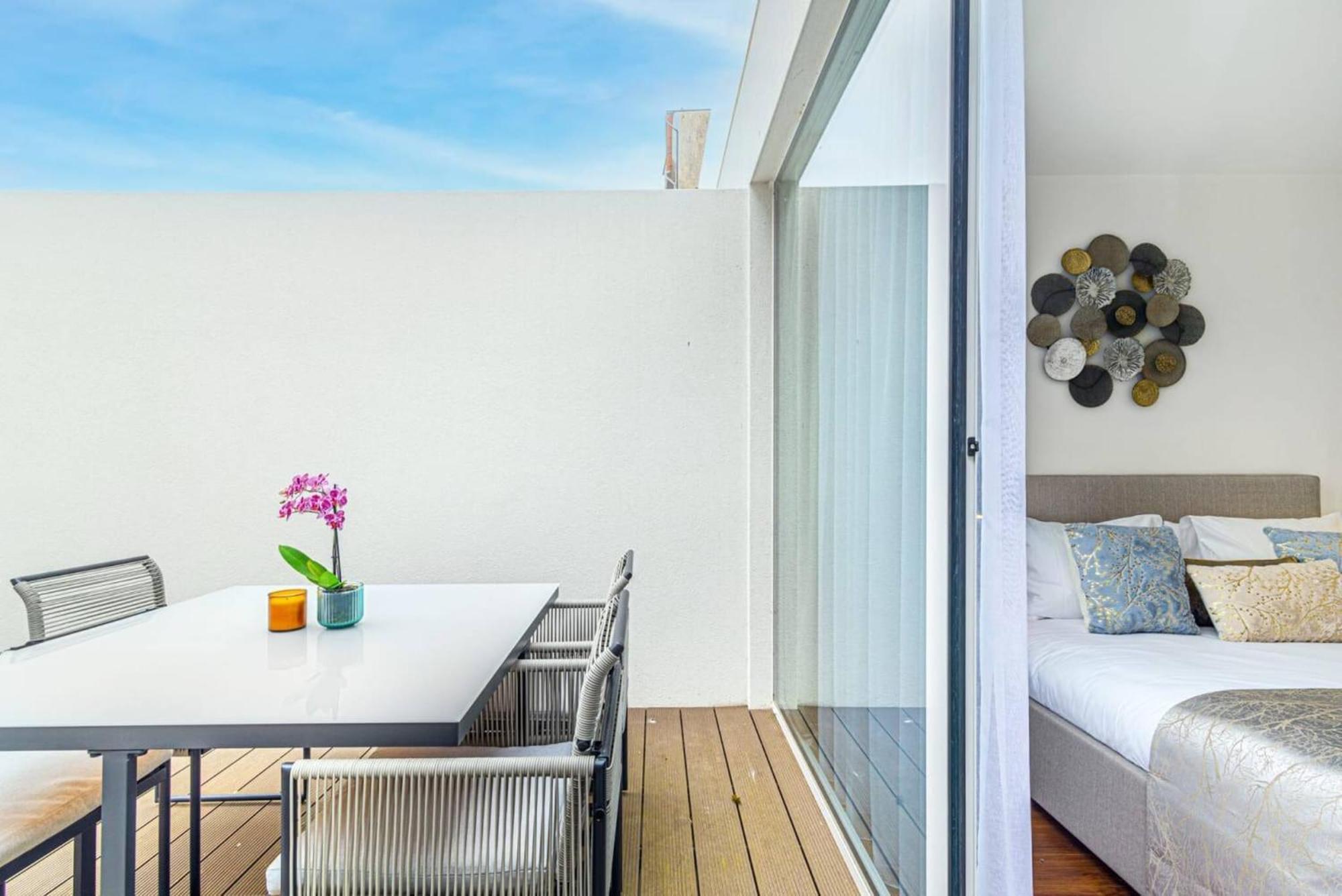 Luxury In The Art District By Innkeeper Porto Exterior photo