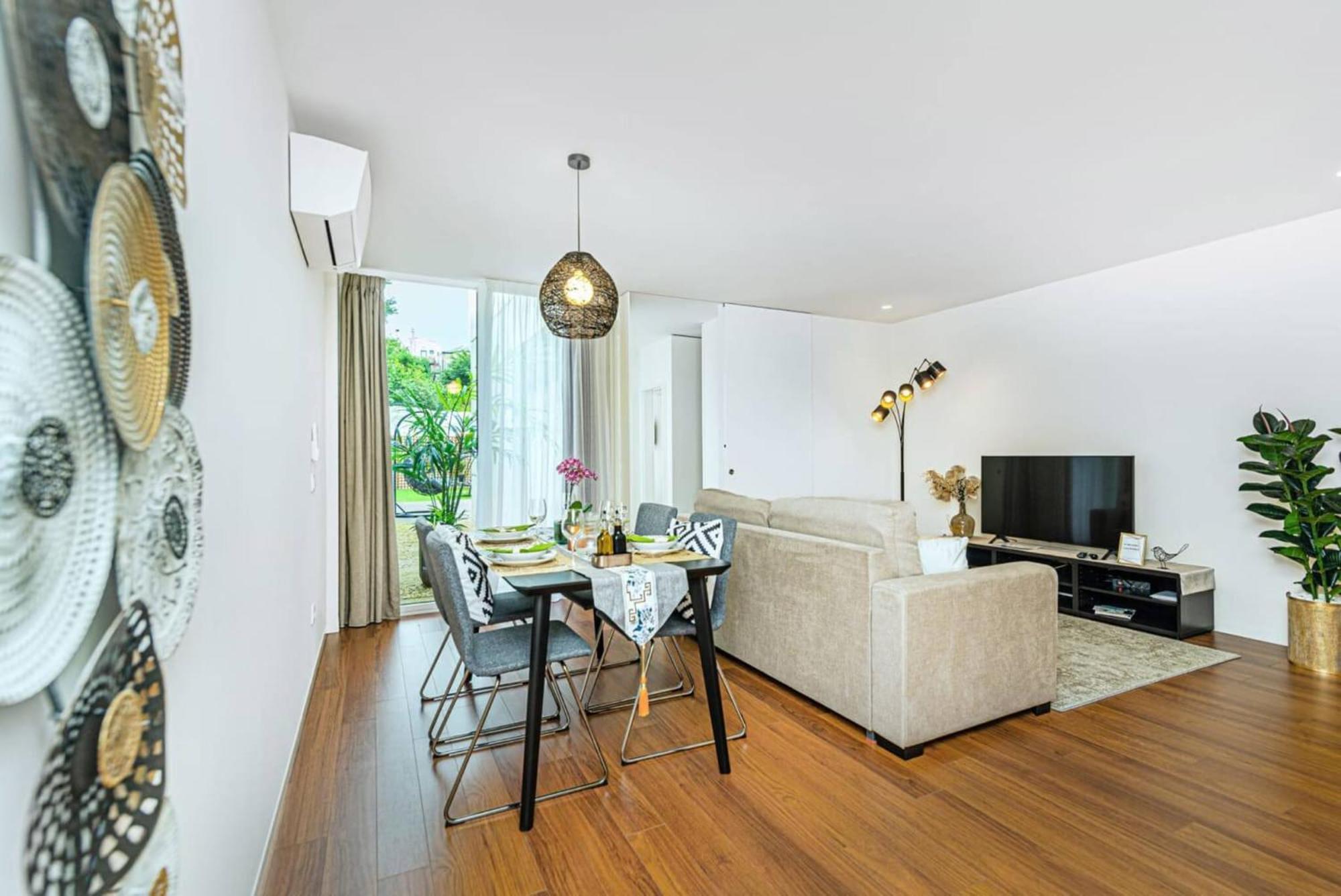 Luxury In The Art District By Innkeeper Porto Exterior photo