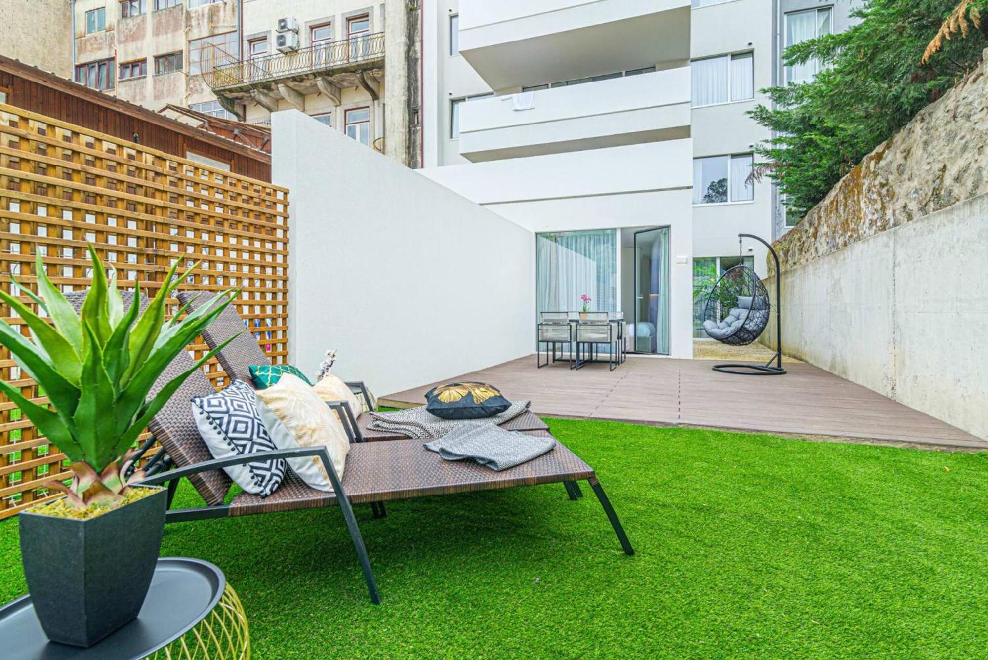 Luxury In The Art District By Innkeeper Porto Exterior photo